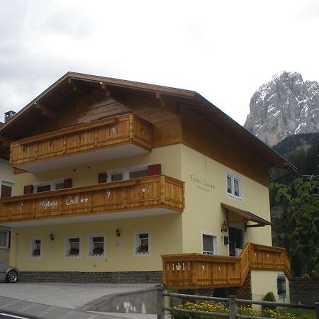 Bed and Breakfast Garni Ossi Santa Cristina Val Gardena Esterno foto