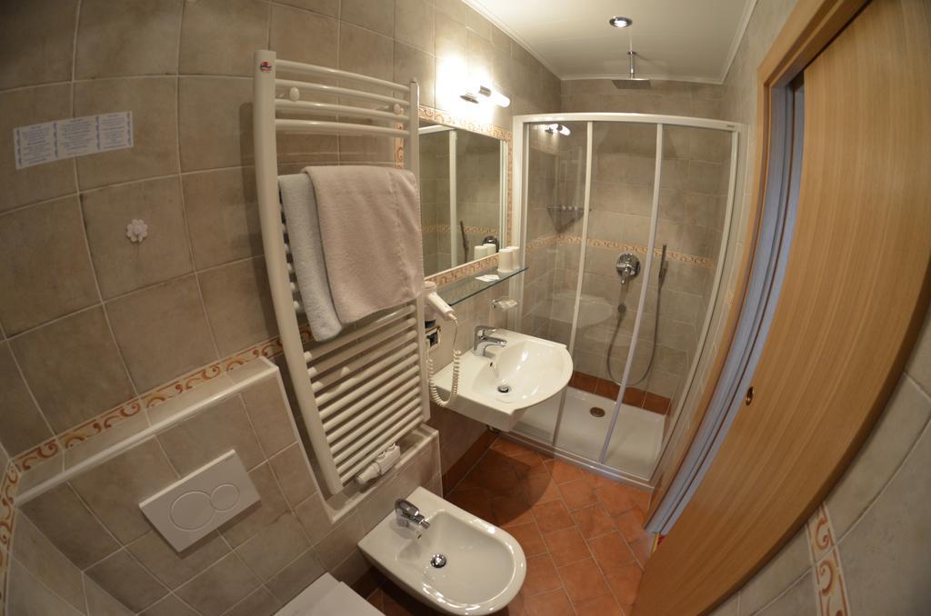 Bed and Breakfast Garni Ossi Santa Cristina Val Gardena Camera foto