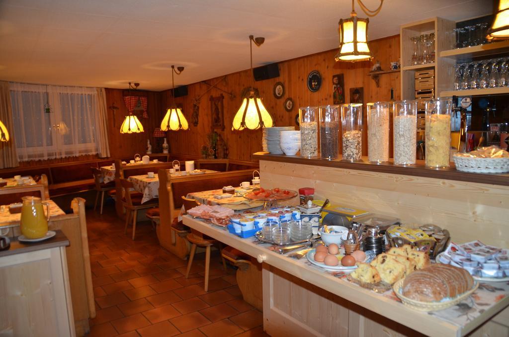 Bed and Breakfast Garni Ossi Santa Cristina Val Gardena Esterno foto