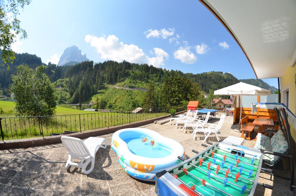 Bed and Breakfast Garni Ossi Santa Cristina Val Gardena Esterno foto